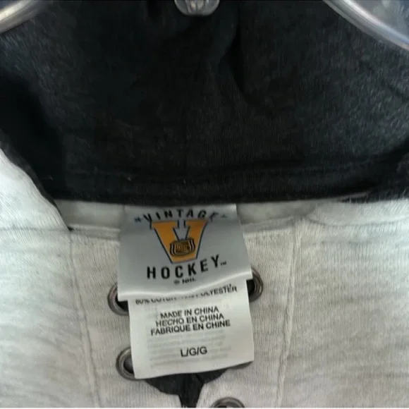 Boston Bruins Gray Hoodie - Picture 4 of 7